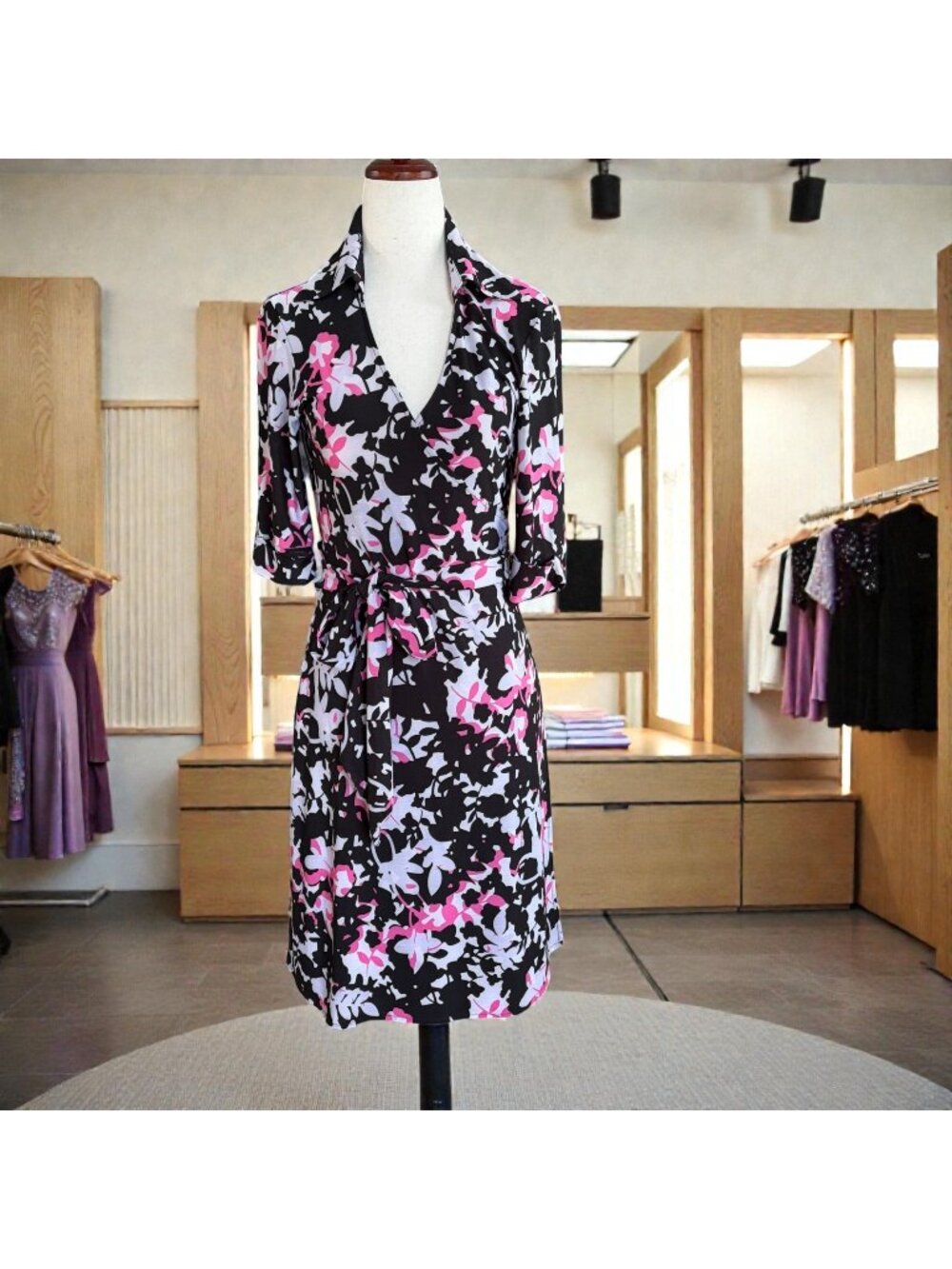 Diane Von Furstenberg Silk Jersey Wrap Dress Black Pink Abstract Stretch Size 2